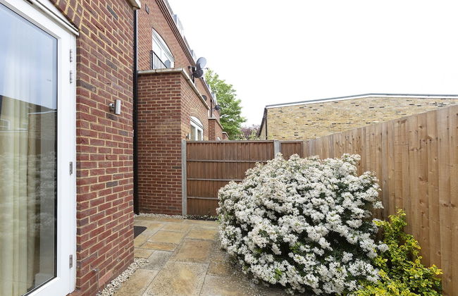 Immaculate Central Windsor Town House - Foto 29