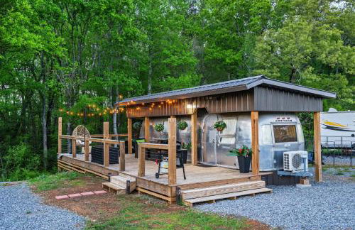 Flight of Fancy Vintage Airstream Rental - Foto 40