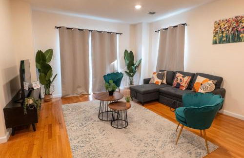 New 4 Apts-198-3 Bed Apt 1st Floor & 3 Bed Apt 2nd Floor - 1 Bed Studio Apt Ground Floor & 1 Bed Studio Apt Ground Floor near Penn Station EWR Newark NJ Airport Hospital Manhattan NYC - Foto 45