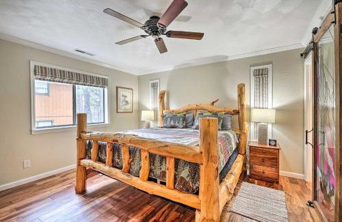 Hot Tub and Patio Pet-Friendly Cabin in Munds Park! - Foto 11