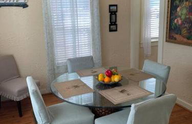 2 Bedroom Home Downtown West Palm Close to Beach - Foto 28