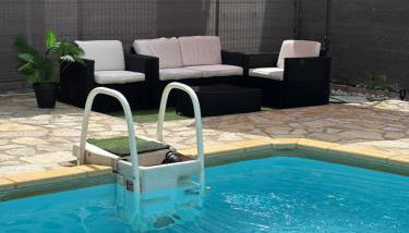 UNIQUE Appartement Zen et Détente DANS villa avec piscine TRÈS BIEN PLACÉ - Photo 2