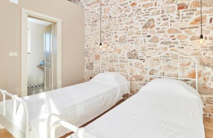 Villa Mediterranea with pool and grill in Umag - Photo 18