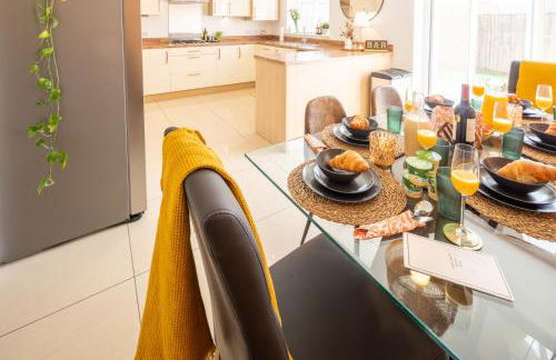 Cozy Glam Patchway Garden House Sleep 9 Mid-Long Term Welcome - Foto 17