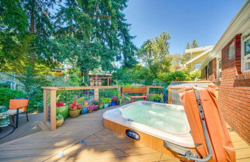 6 Mi to Dtwn Seattle Walkable Home with Hot Tub - Foto 2
