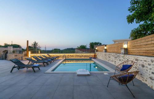 Villa Angelo, Traditional Cretan Stone Villa with Pool & Countryside Views - Foto 49