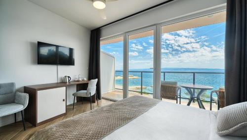 STELLA'S BEACHFRONT - Aparthotel - FREE PARKING - Foto 2