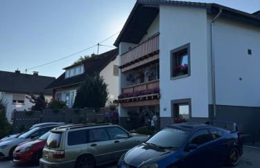 Nordschleife Apartment A1 Für bis zu 10 Personen - Foto 3