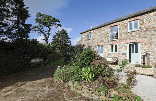 Trotters barn conversion on edge of Mount Hawke - Foto 2