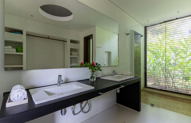 w Beautiful 4BR Villa at Mesa de Yeguas - Photo 17