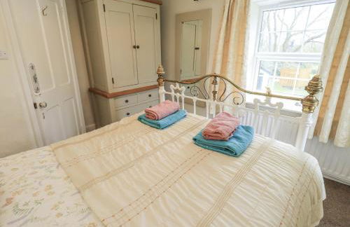 Smithy Cottage at Bowland Bridge - Foto 17