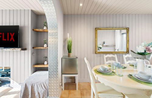 LARGE HOUSE with FREE PARKING - Foto 15