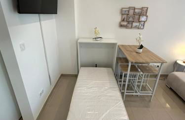 WOLFÜHLOASE am Hamburg Airport - Photo 20