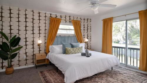 Family Retreat with Game Room and Fireplace - Photo 3