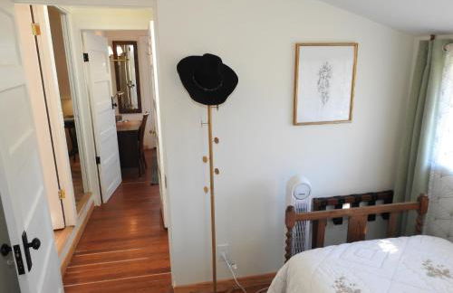 Miners Choice 3 Bedroom on Main St Bonus Rooms Sleeps up to 9 TV WIFI Piano - Foto 16