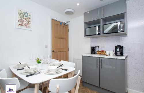 Ledger by Alt-Stay - 4 Bed All En-Suite House - Contractors & Relocations - Weekly & Monthly Rates - Foto 30