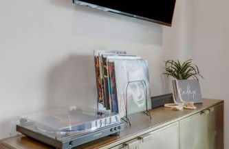 6 Min to Broadway - Gym Rooftop Sleeps 8 - Foto 12