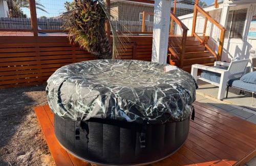 Peaceful Lydia Hide-O-Way - New Pool & Near Beach, Breakfast, Spa & Go-Karts! - Foto 6