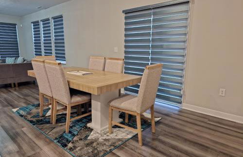 Cozy 5 bedroom and 4 bathroom - Foto 20