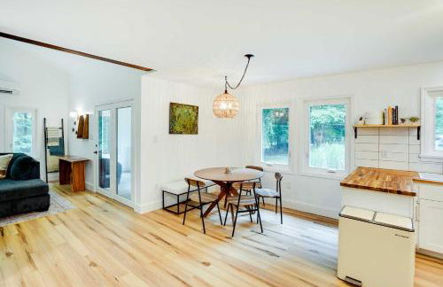 Fully Remodeled Saugerties Retreat on 7 Acres! - Foto 9