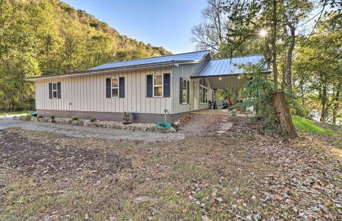 Riverfront Heaven on the White with Covered Patio! - Foto 35