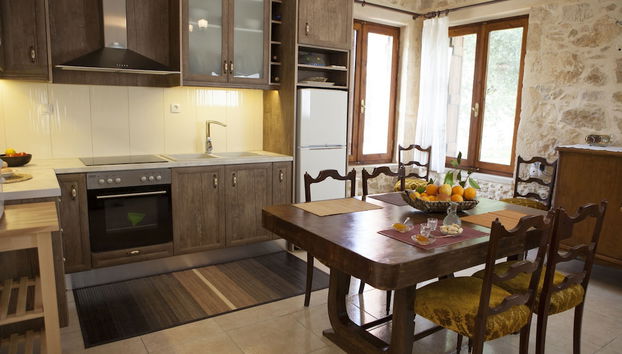 Cretan cottage of 1900 with beautiful olive yard - Photo 2, Primary image