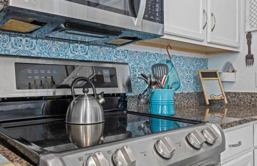 Mediterranean Garden Oasis - Foto 28