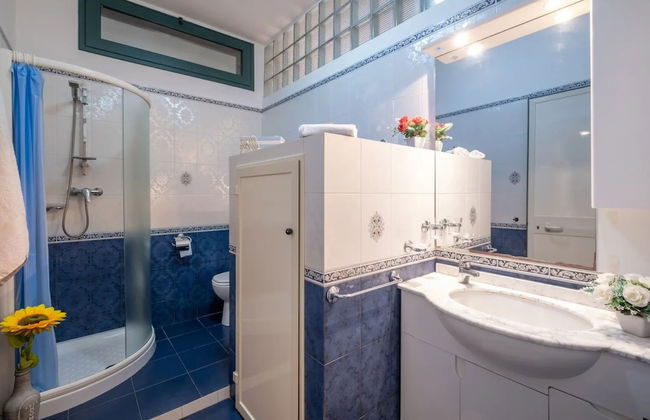 Sirena Apartment in Luxury Villa With Shared Pool - Foto 7