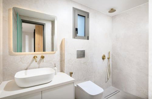 Villa Nicole - Private Pool & Rooftop Jacuzzi - Foto 38