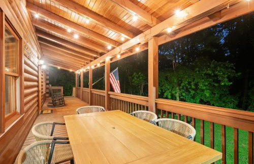 Cabin 3 Miles off I-40-hot tub-firepit-secluded better than a Hotel - Photo 33