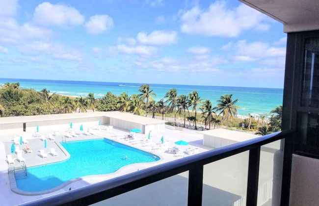 Alexander 604 3 Bedroom Apts by RedAwning - Foto 1