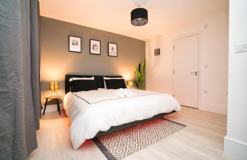 Milton Keynes new 5-Bedrooms 14guests Contractor family holiday Free Parking - Foto 27