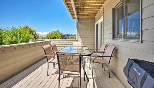Chic Coos Bay Home with Pacific Ocean Views! - Foto 2