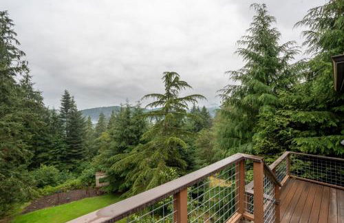 Stylish Deception Pass Retreat with Bay Views - Foto 21