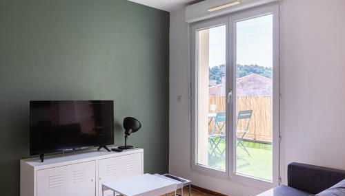 A 5 min de Bordeaux centre - Terrasse - Pied du tram - Foto 4