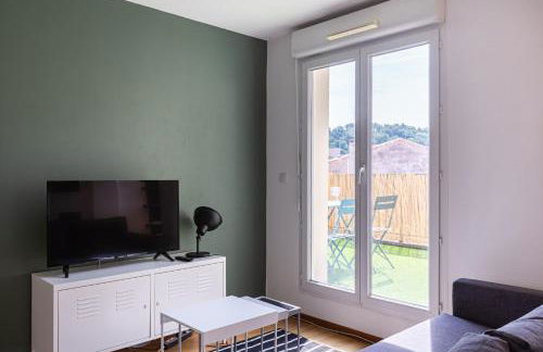 A 5 min de Bordeaux centre - Terrasse - Pied du tram - Foto 4