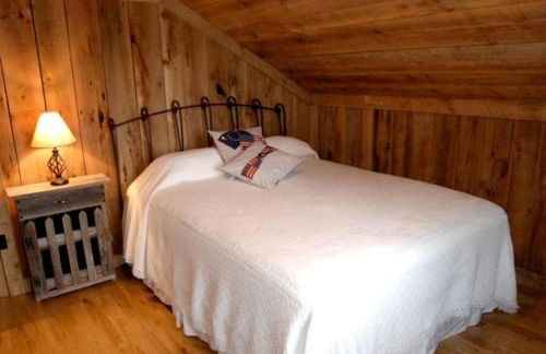 Lovely Log Cabin in the Woods with Hot Tub near the Red River Gorge in Kentucky - Foto 15