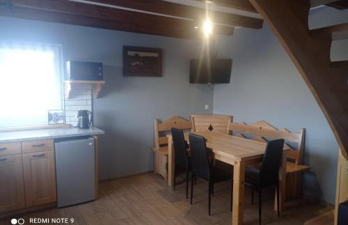 Domek w Karkonoszach nad stawem - Foto 19