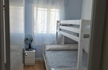 Cosy 2BR flat in Nuevo Portil city centre - Foto 3