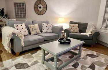 Corner House- hot tub and outdoor fireplace - Foto 34