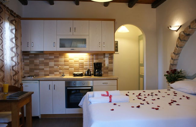 Santa Katerina Studios & Apartments - Photo 3