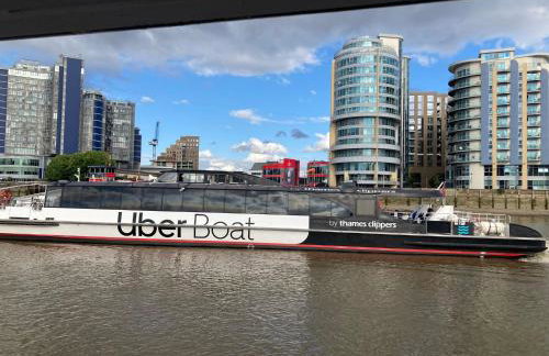 Amazing Riverside Boheme Home in SW London! - Foto 4