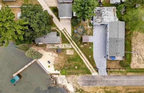 The Golden Eagle of Houghton Lake - Foto 36