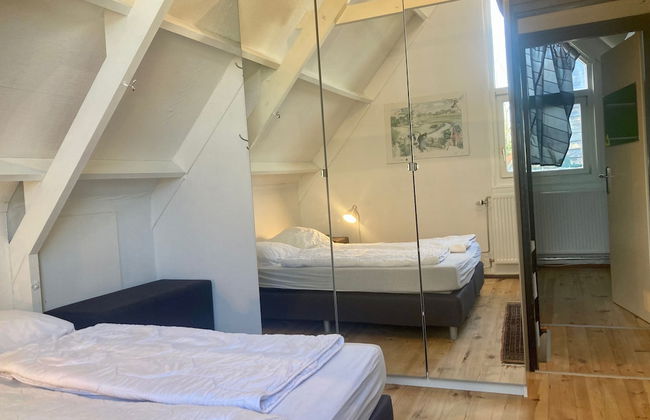 Holiday Home - 8 Persons - With Sauna at the Lauwerslake Near Wadden Sea - Photo 3