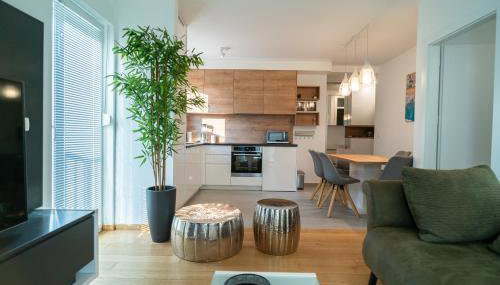 Apartment Wing 77 by Belmont Realty - Photo 1