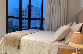 Novíssimo! Charmoso e a 3 minutos a pé da praia - Foto 24