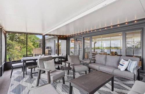 Luxury Cowdry Cottage Lake Home - Foto 8