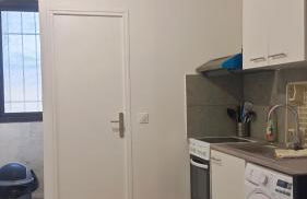 Bienvenue à PARIS - Appartement confortable, grande terrasse privée au calme, parking gratuit - Foto 32