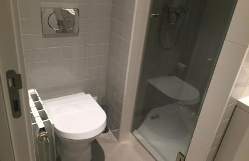 Cozy well lit apartment with a superb view - Foto 9