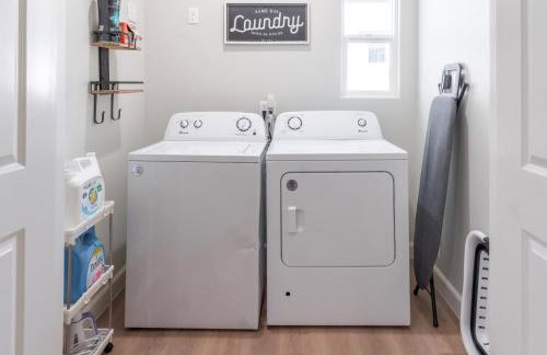 Disneyland Group Villa I Spacious Home for 22 w Game Room, Pool Table & EV Access - Foto 51